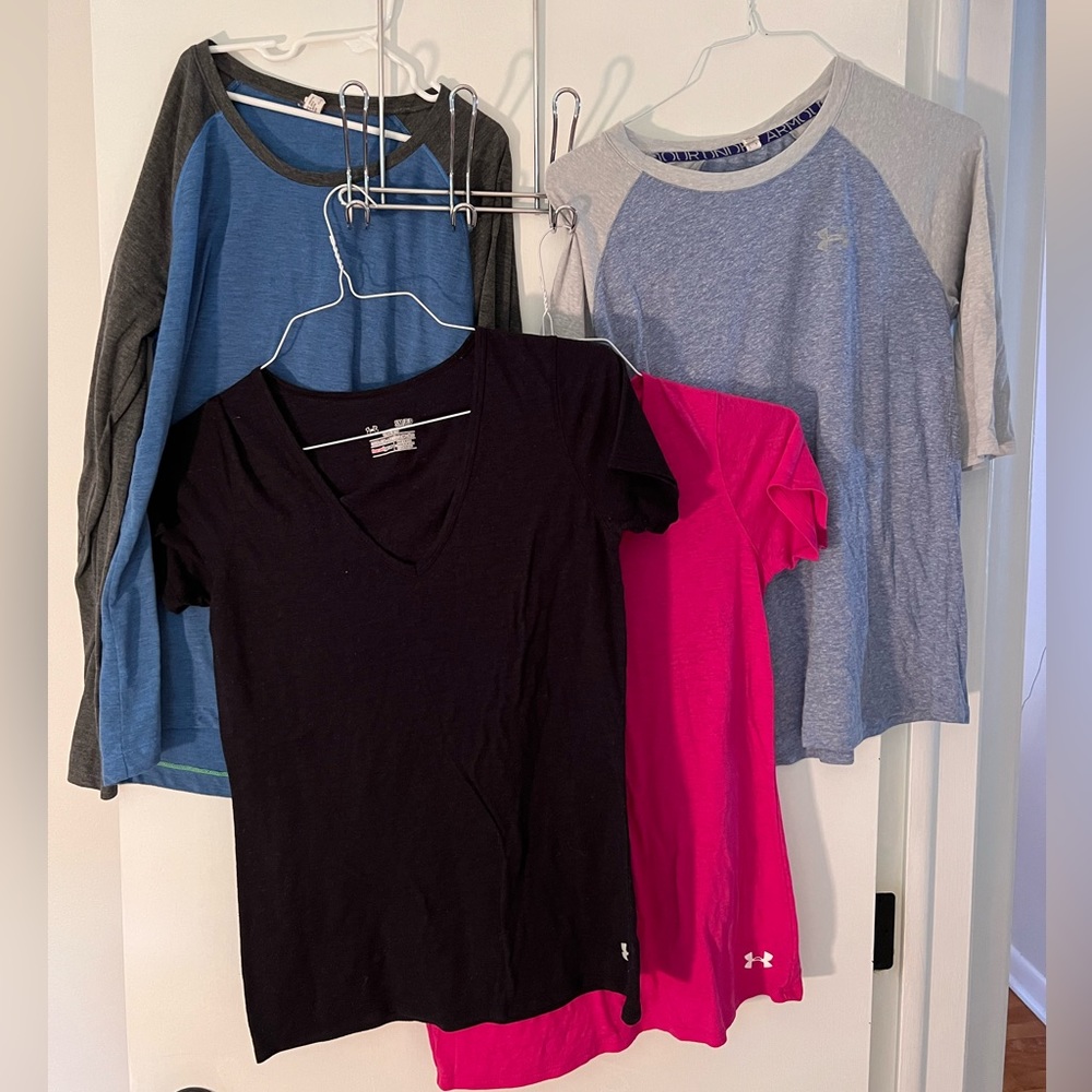 BUNDLE- Under Armour shirts